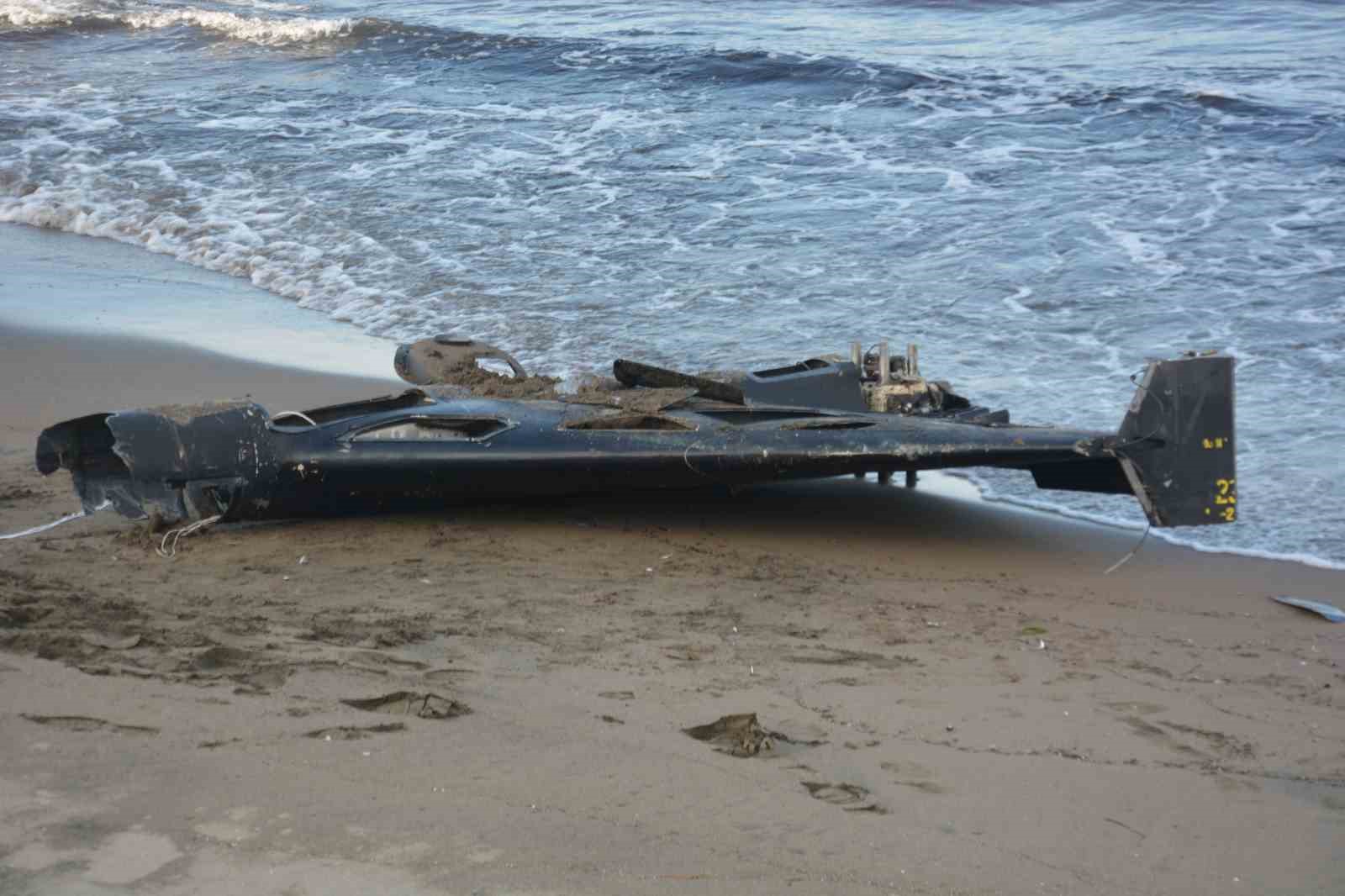 Ordu&rsquo;da sahile vuran insansız hava aracı par&ccedil;ası, İran yapımı kamikaze &ccedil;ıktı
