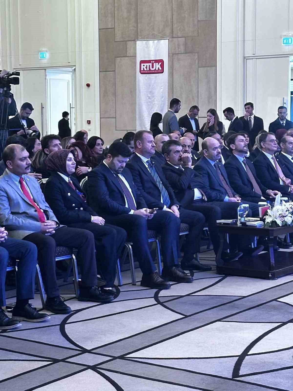 RT&Uuml;K Başkanı Daniş: "Zorbalık davranışları, bug&uuml;n dijital mecralara taşınmış; daha g&ouml;r&uuml;nmez, daha yaygın ve ne yazık ki daha yıkıcı bir boyut kazanmıştır"
