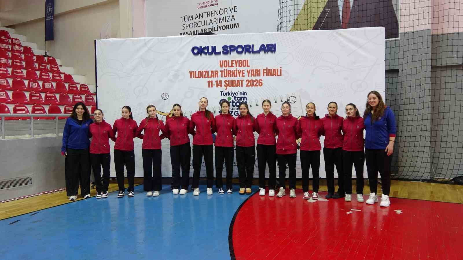 Yozgat’ta 15 ilden 224 sporcunun katılımıyla voleybol müsabakaları başladı