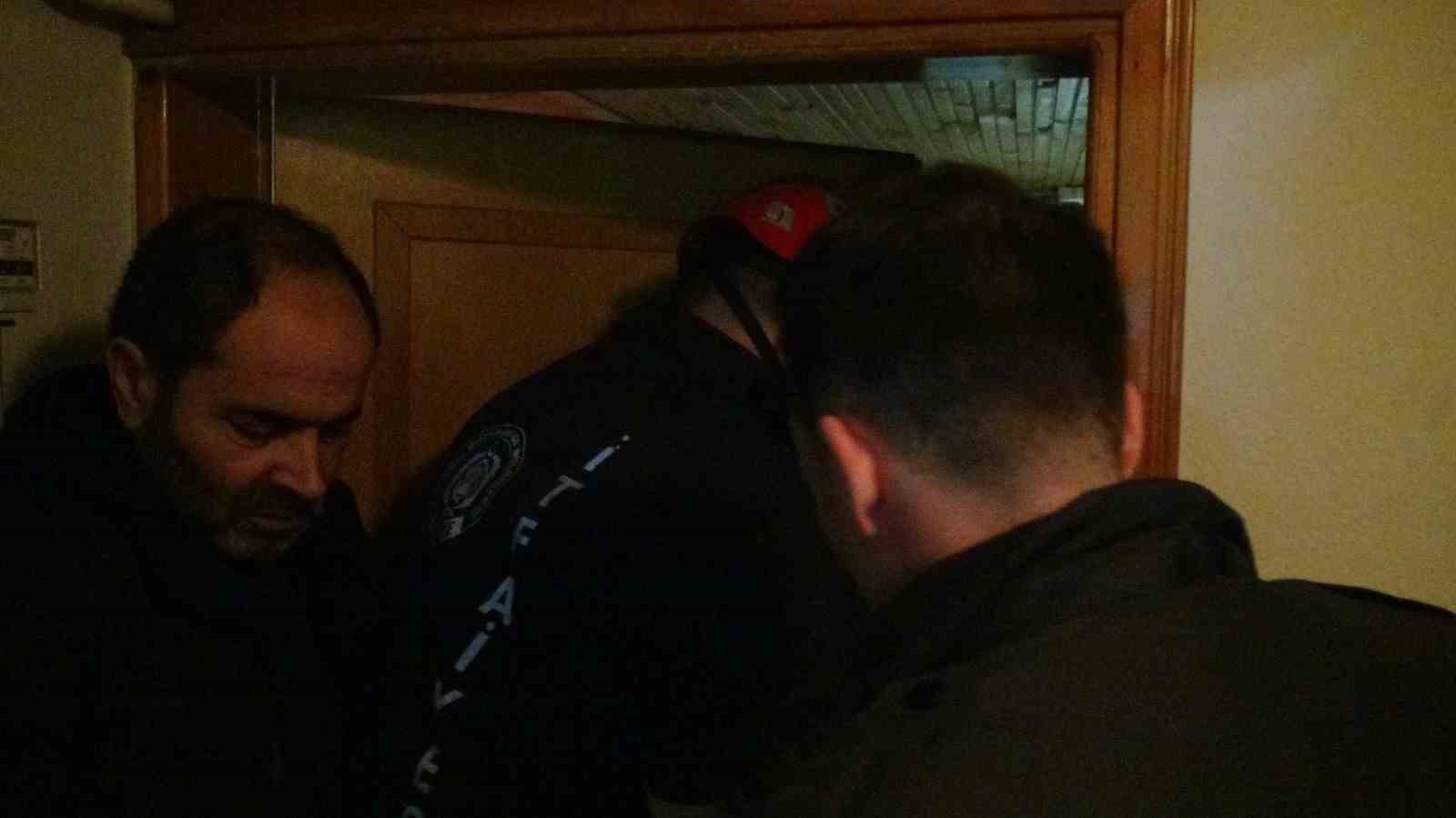 Ev sahibinin ş&uuml;phesi ekipleri harekete ge&ccedil;irdi
