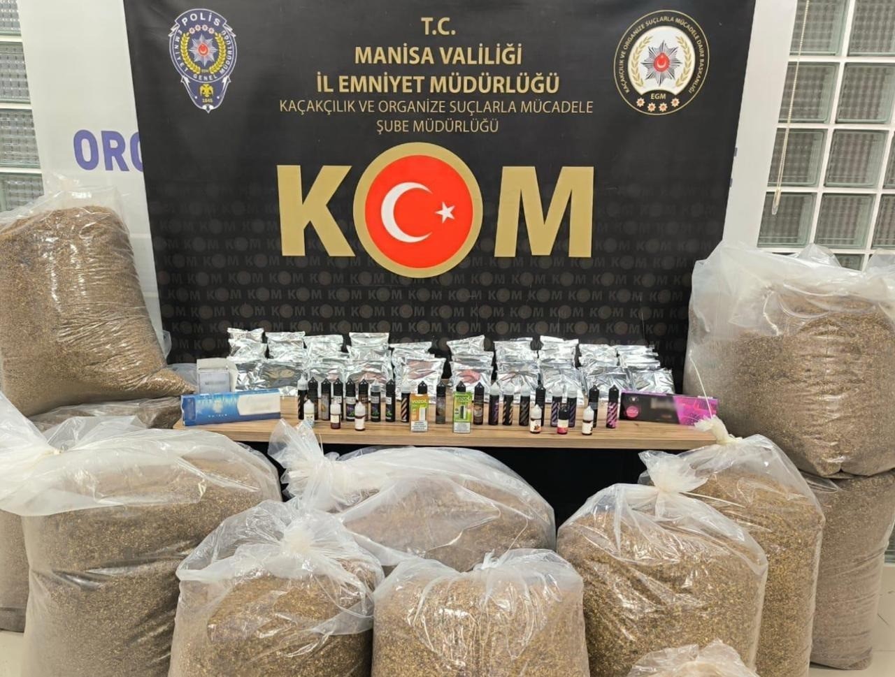 Manisa’da 3 ilçede kaçak tütün operasyonu