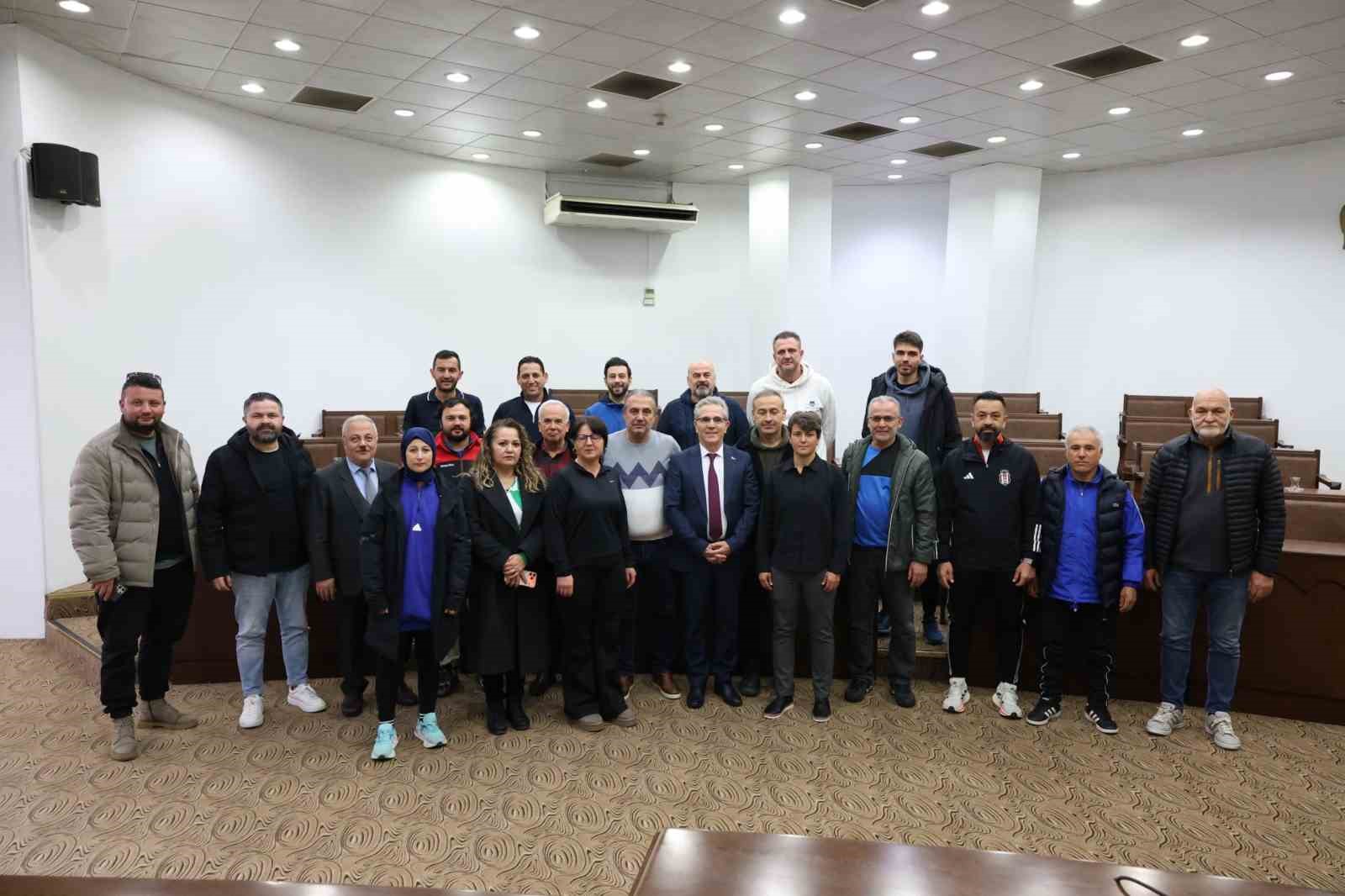 Nazilli Belediyesi’nden amatör spor kulüplerine nakdi destek