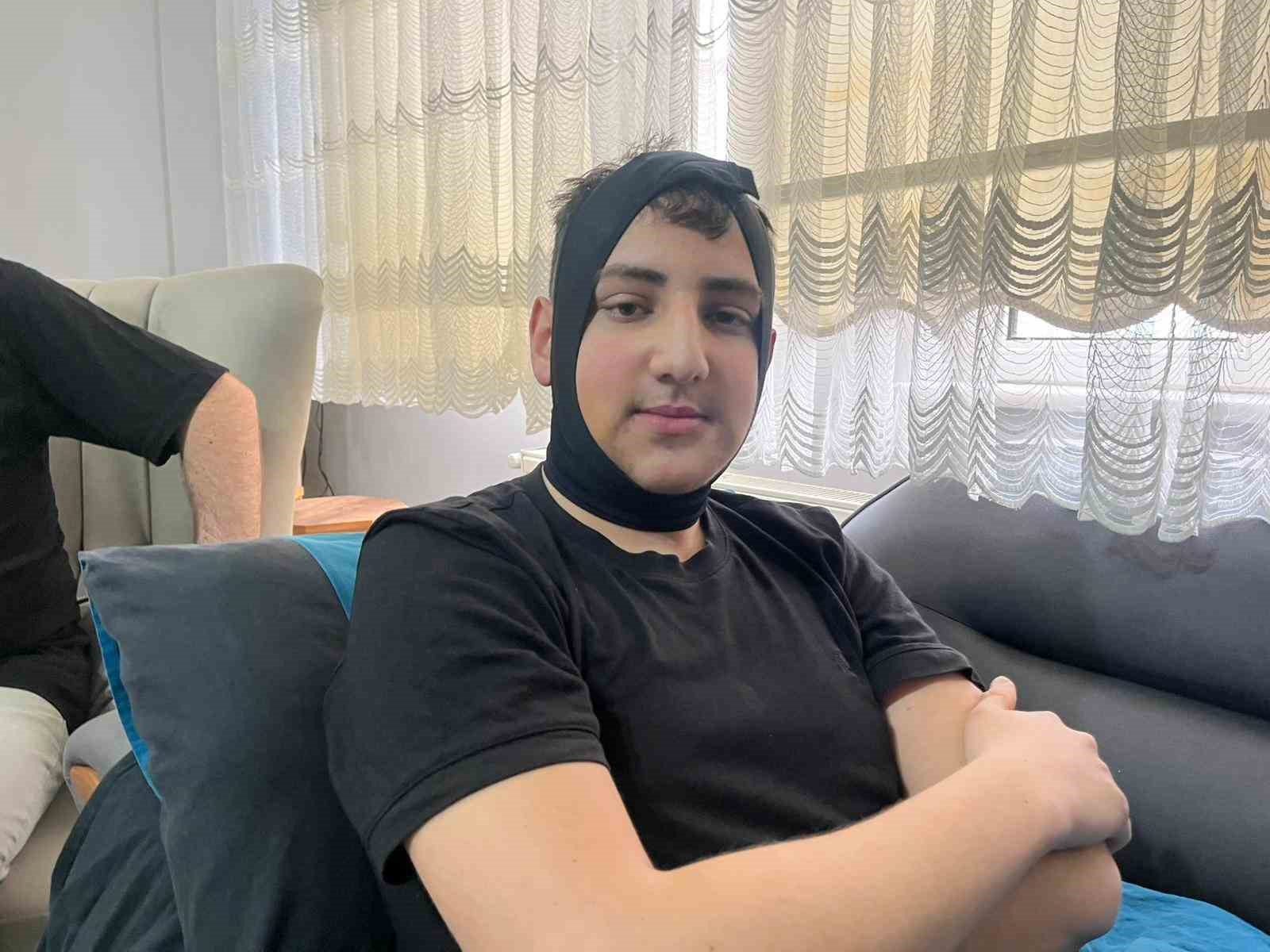 4 &ouml;ğrenci tarafından omuriliği kırılan Kayra, polislik hayalinden mahrum kalmak istemiyor
