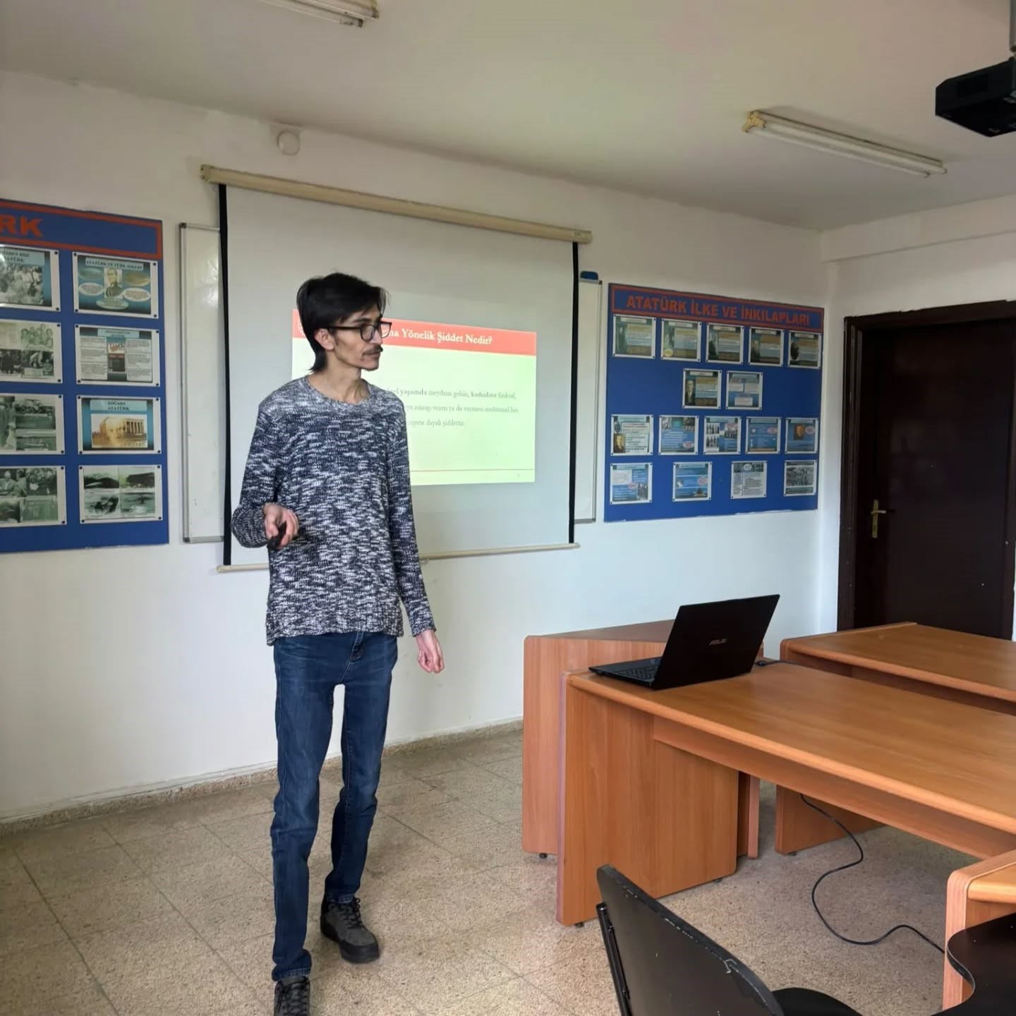 Bilecik&rsquo;te askerlere &lsquo;Sağlıklı Aile&rsquo; ve &lsquo;T&uuml;t&uuml;n Bağımlılığı&rsquo; eğitimi
