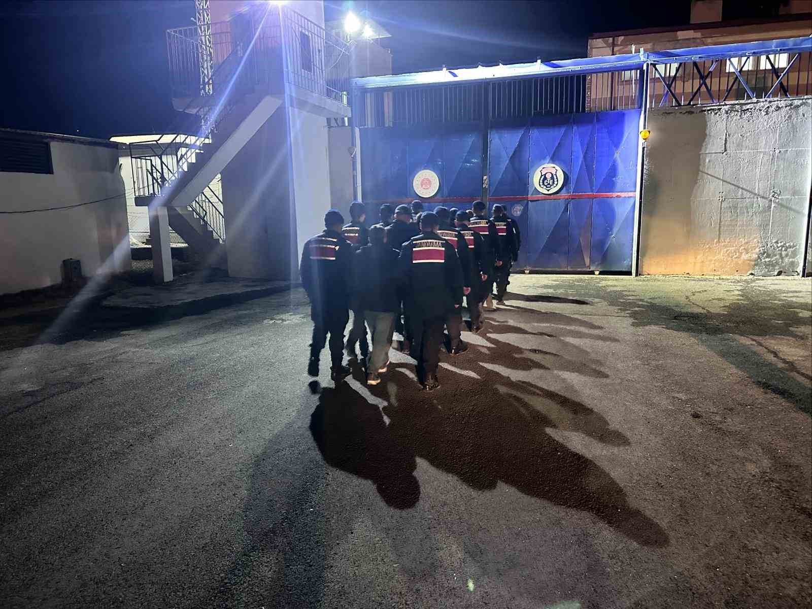 Avanos’ta 19 adrese silah operasyonu: 6 tutuklama