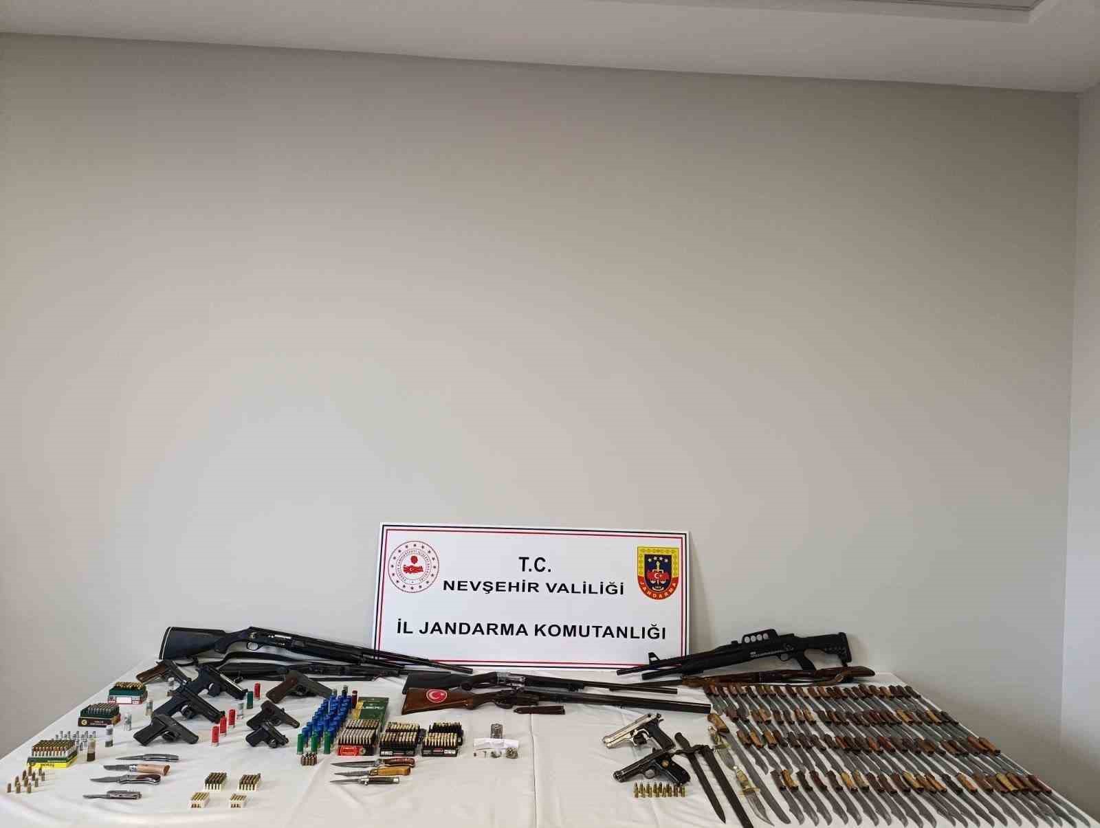 Avanos&rsquo;ta 19 adrese silah operasyonu: 6 tutuklama
