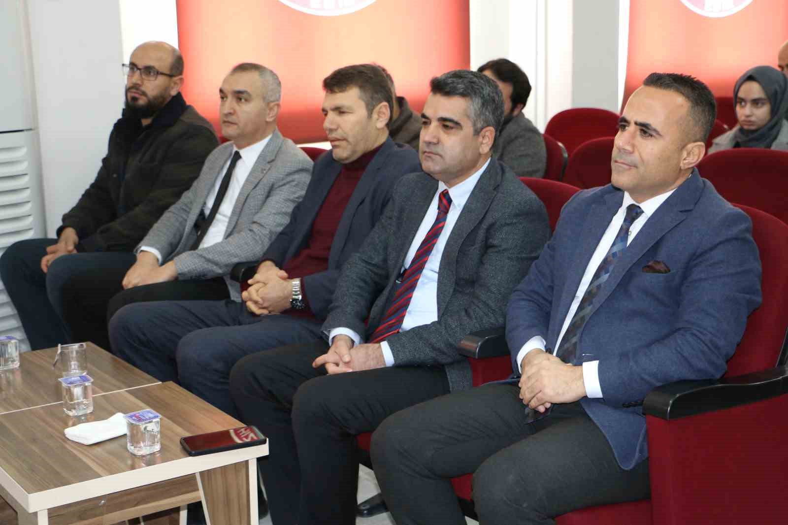 Diyarbakır’da Genç Nida Kur’an-ı Kerim’i Güzel Okuma Yarışması yapılıyor