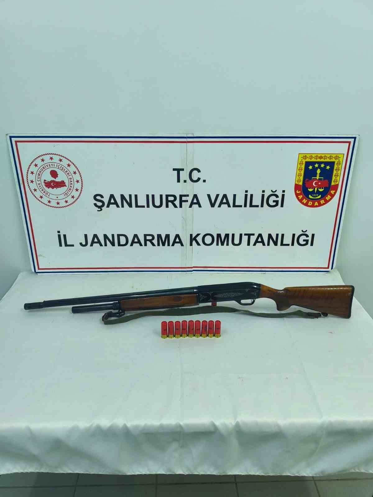 Şanlıurfa&rsquo;da ruhsatsız silah operasyonu: 7 g&ouml;zaltı
