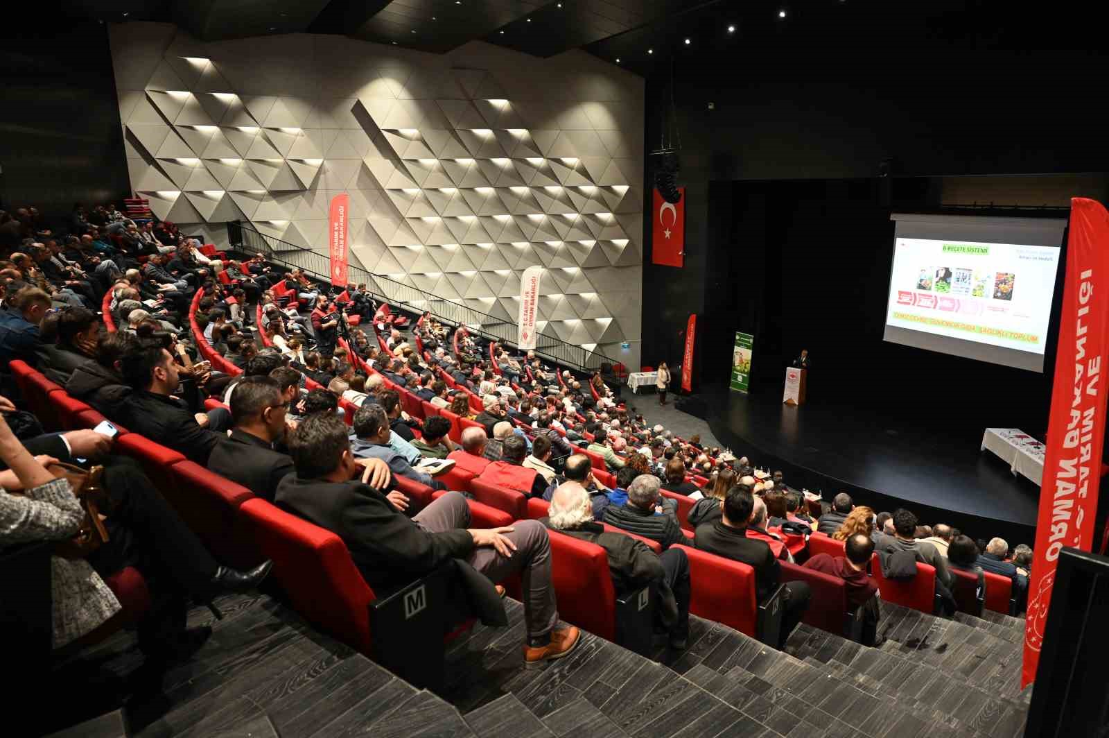 G&uuml;venli gıdanın dijital re&ccedil;etesi Denizli&rsquo;de yazıldı
