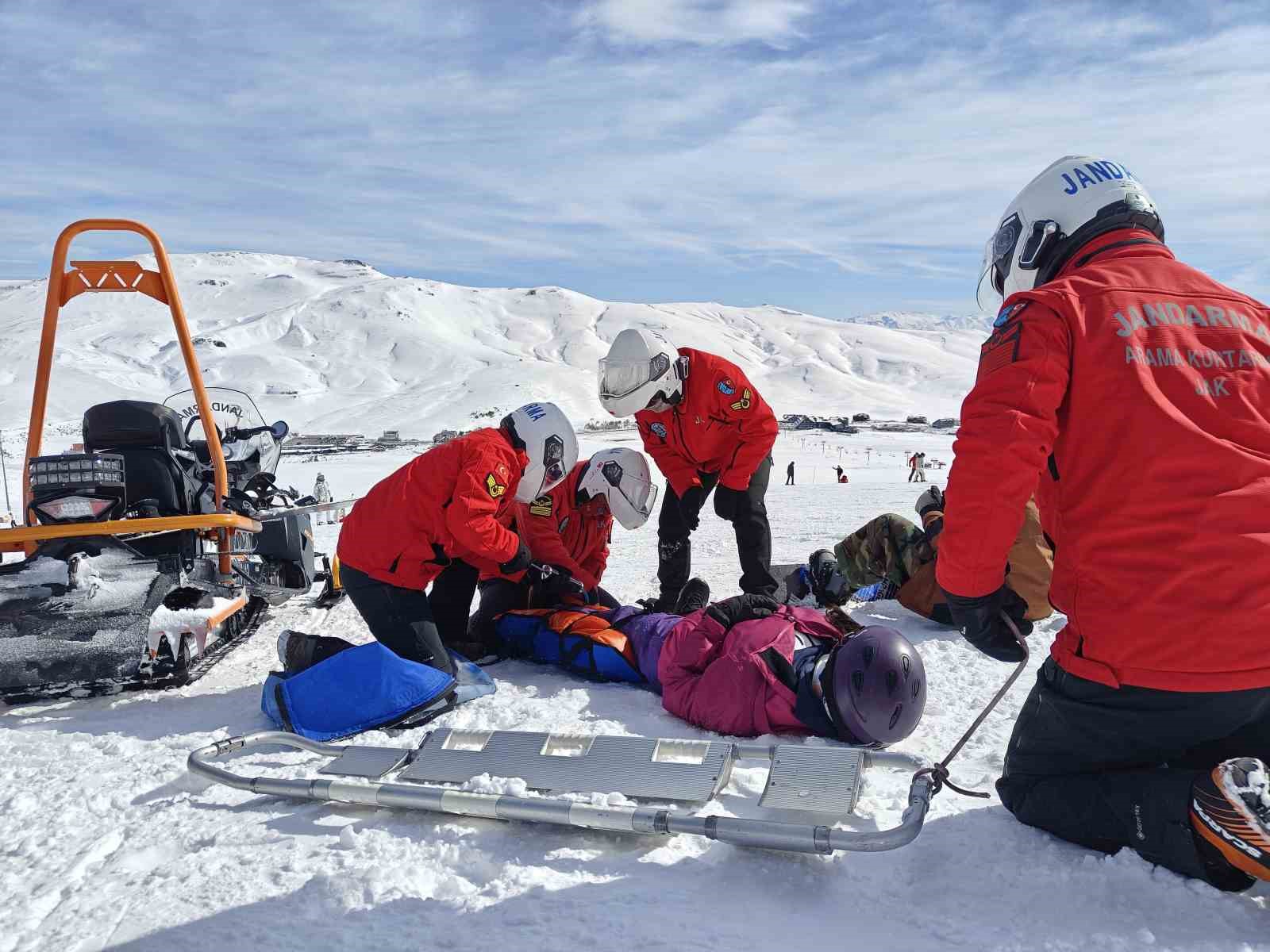 Erciyes JAK ile g&uuml;vende

