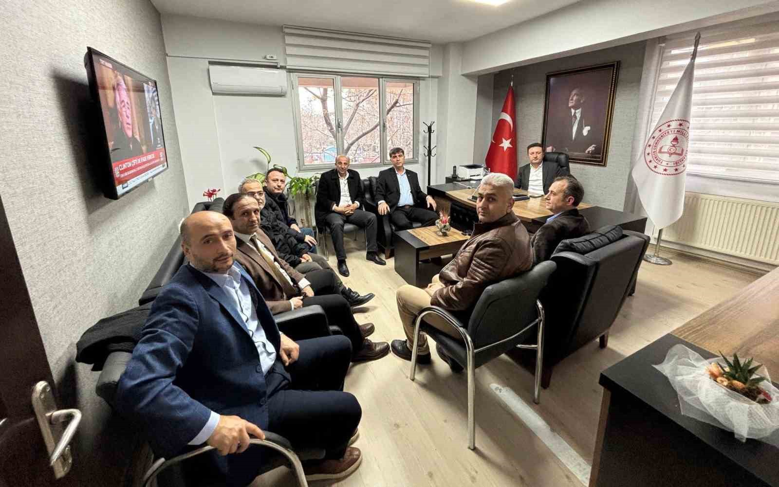 Okullardaki sorunlar ve &ccedil;&ouml;z&uuml;m &ouml;nerileri değerlendirildi
