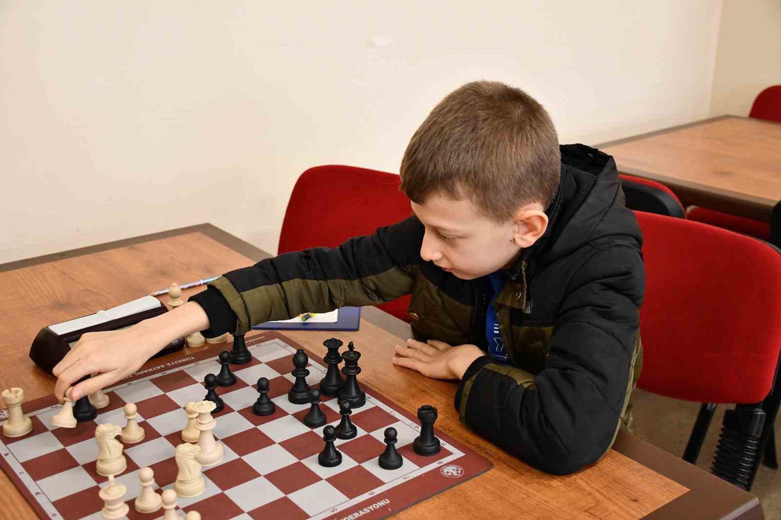 Yarıyıl Satranç turnuvası etkinlikleri tamamlandı