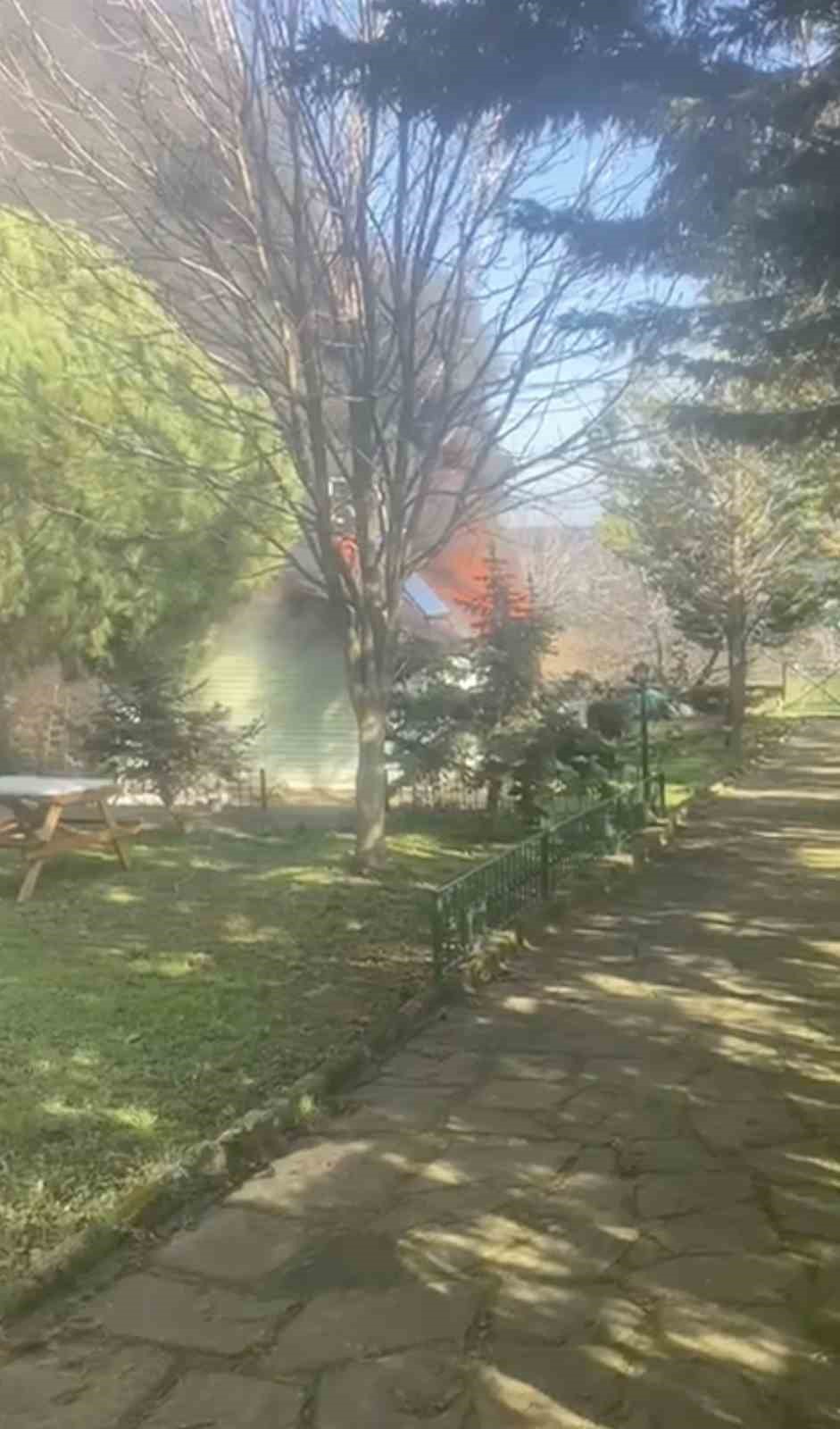 Gelibolu&rsquo;da ev yangını
