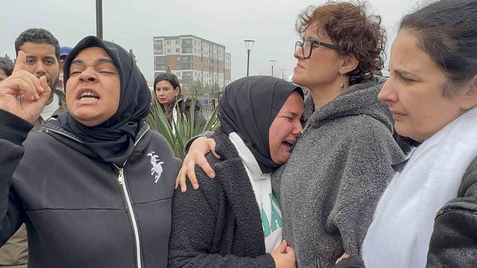 15 yaşındaki Gülden’i 30 bıçak darbesiyle öldürmüştü, cezada indirime gidildi