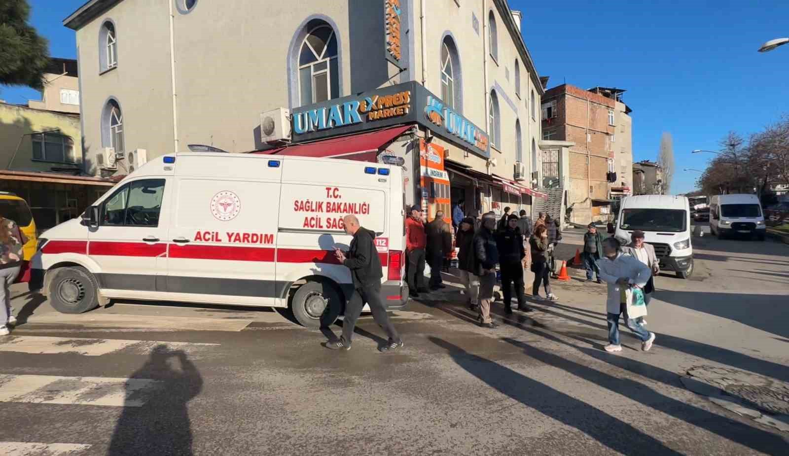 Minibüsün çarptığı yaya yaralandı