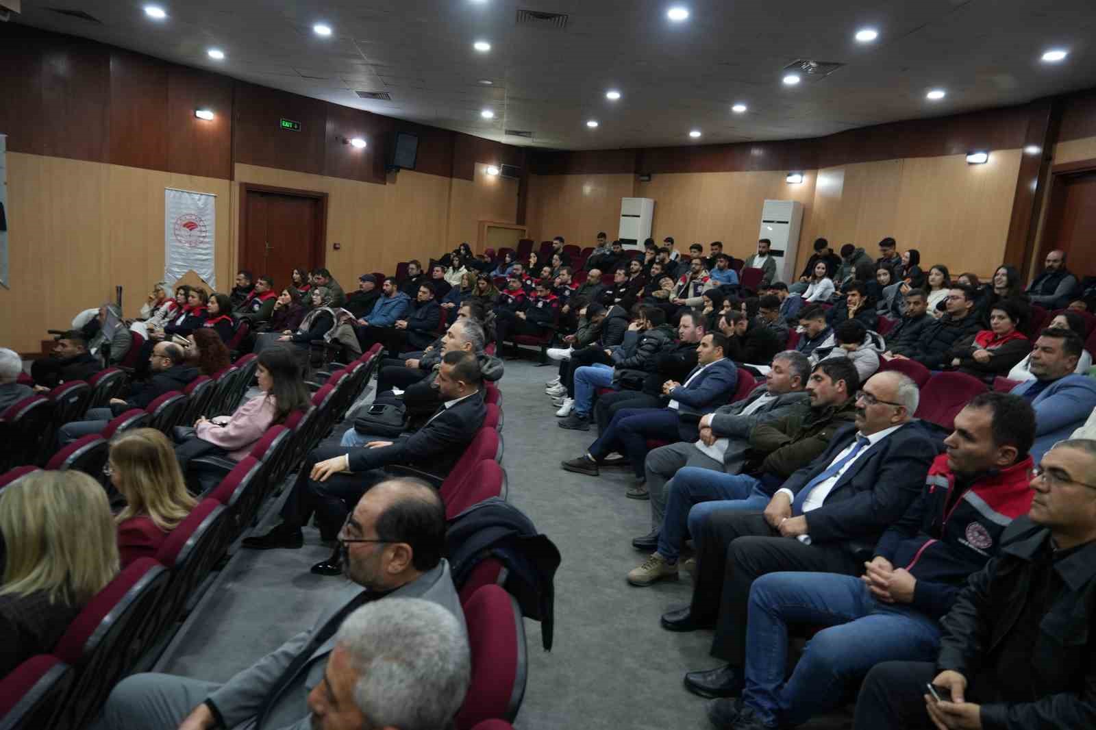 Iğdır&rsquo;da şap hastalığı sonrası hayvanlarda d&ouml;l tutmama sorununa bilimsel &ccedil;&ouml;z&uuml;m arayışı
