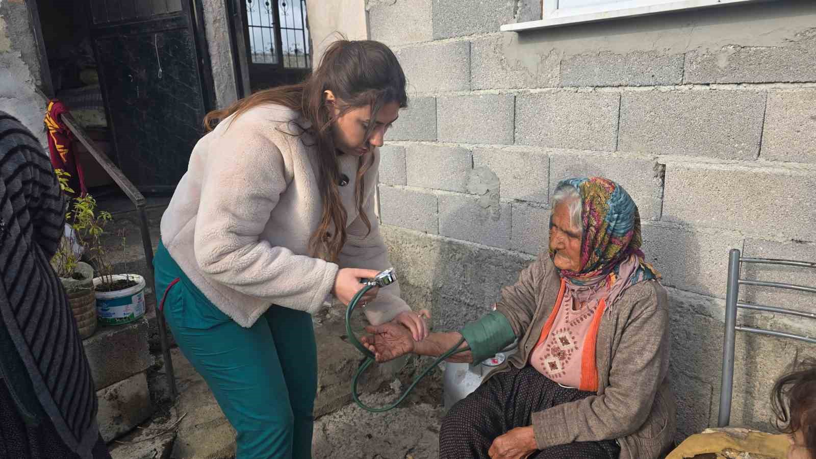 Tarsus Belediyesinden Kapı Kapı Gönül Köprüsü