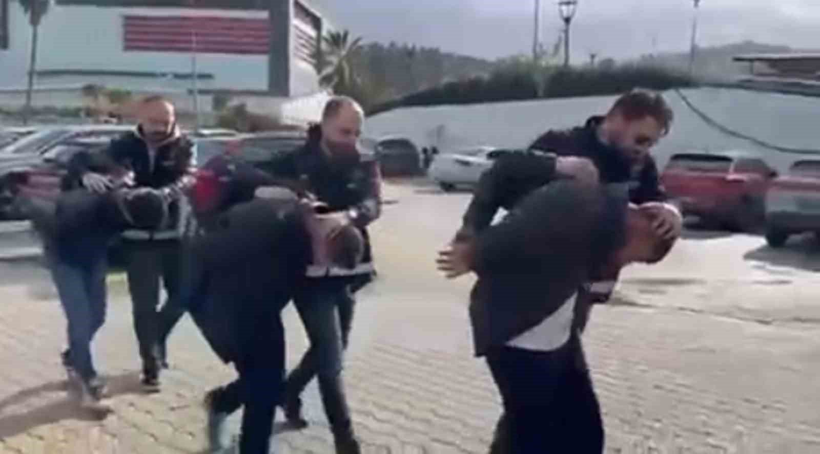 İskenderun’da aranan 3 şahıs yakalandı