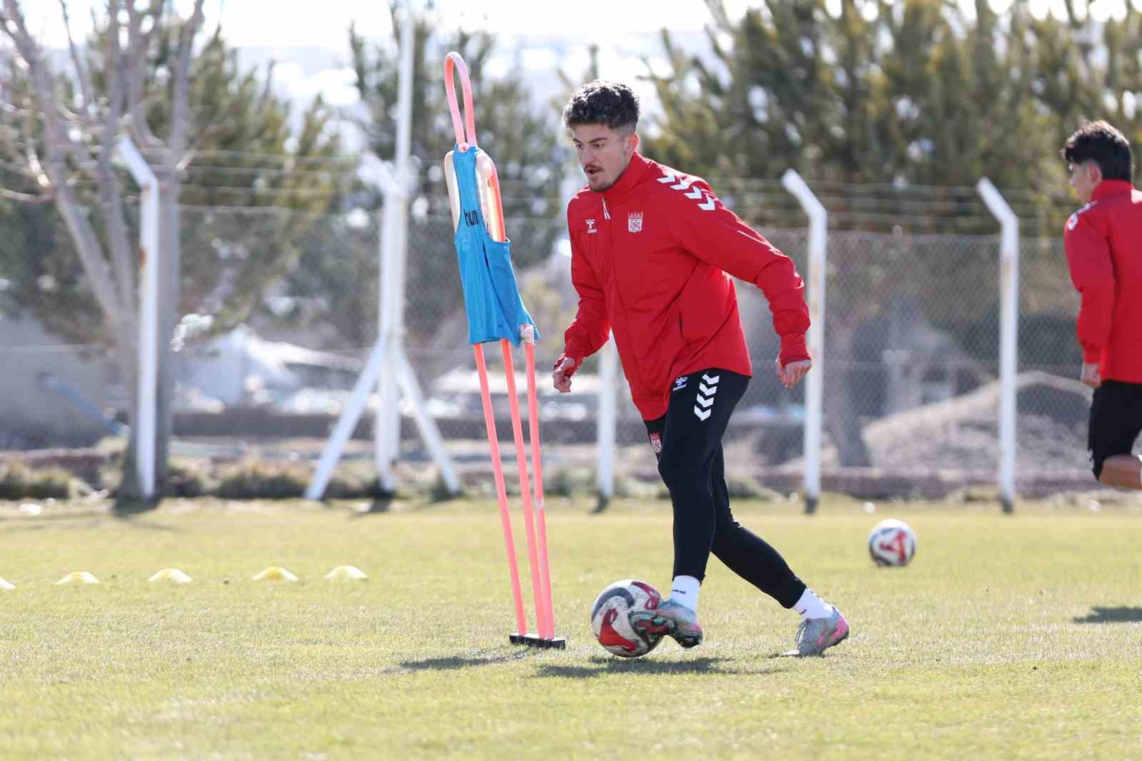 Sivasspor&rsquo;da, Vanspor FK ma&ccedil;ı hazırlıkları s&uuml;r&uuml;yor
