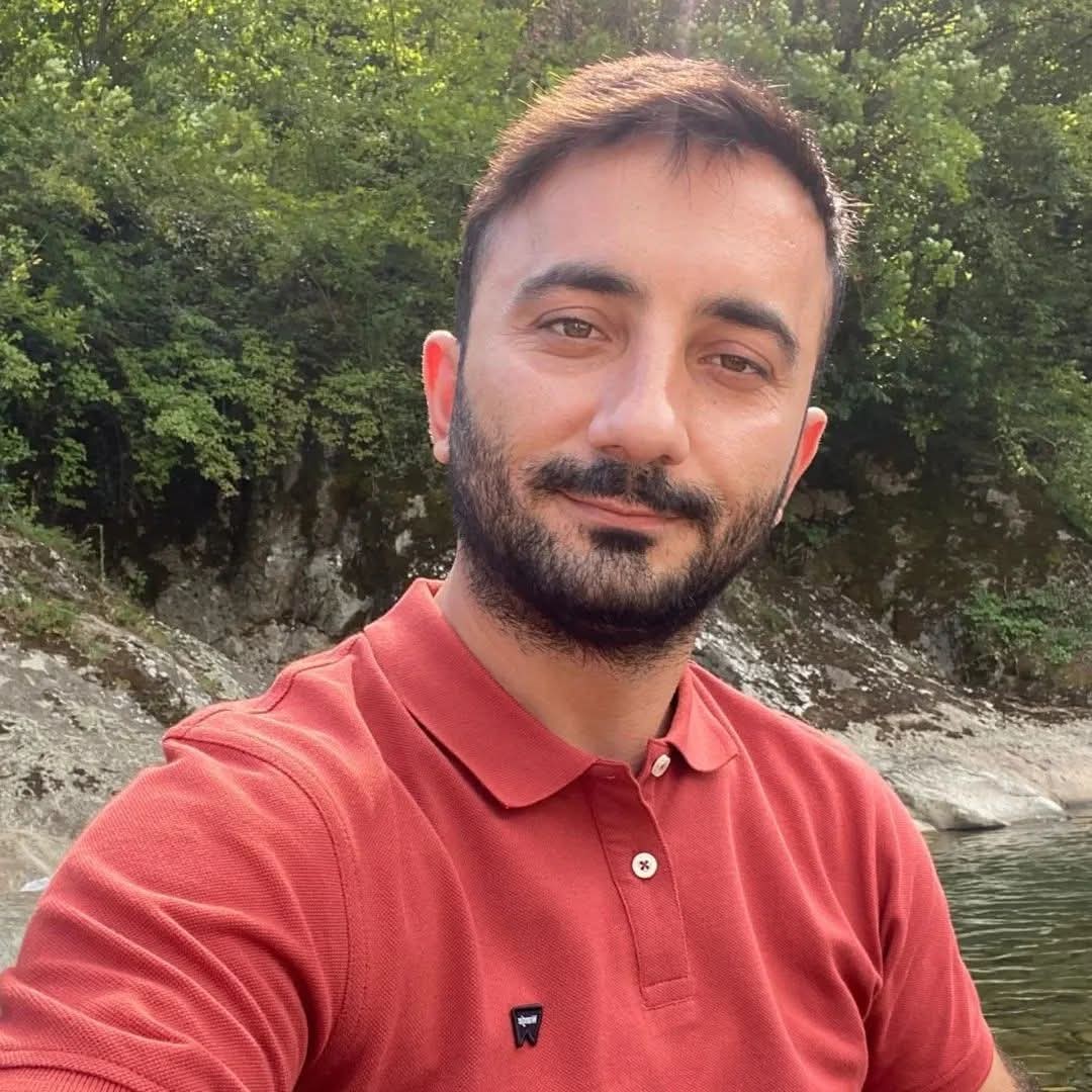 Amasya&rsquo;da biyogaz tesisinde zehirlenerek &ouml;len 3 iş&ccedil;i son yolculuklarına uğurlandı
