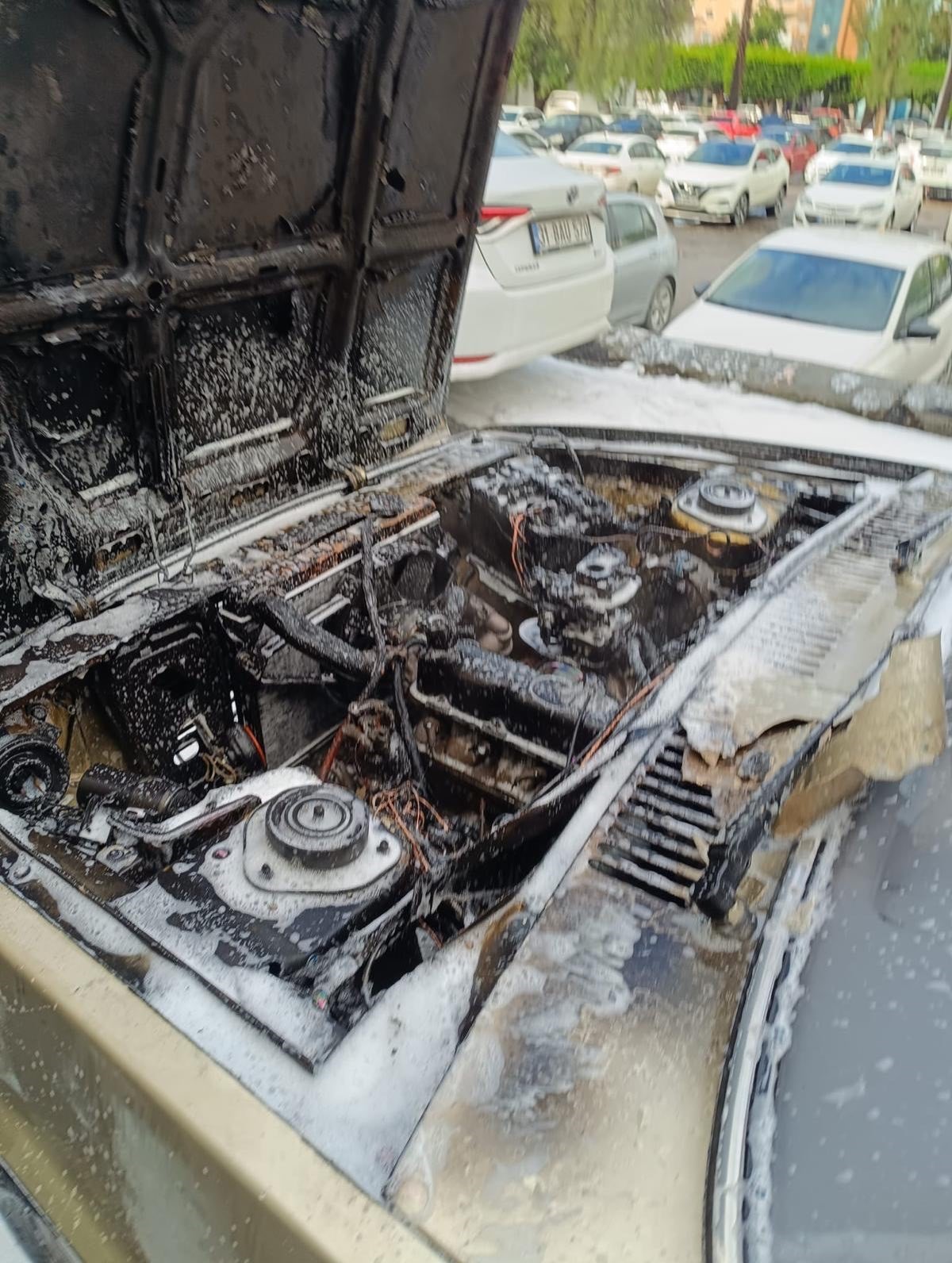 D&ouml;rtyol&rsquo;da TOFAŞ alevlere teslim oldu
