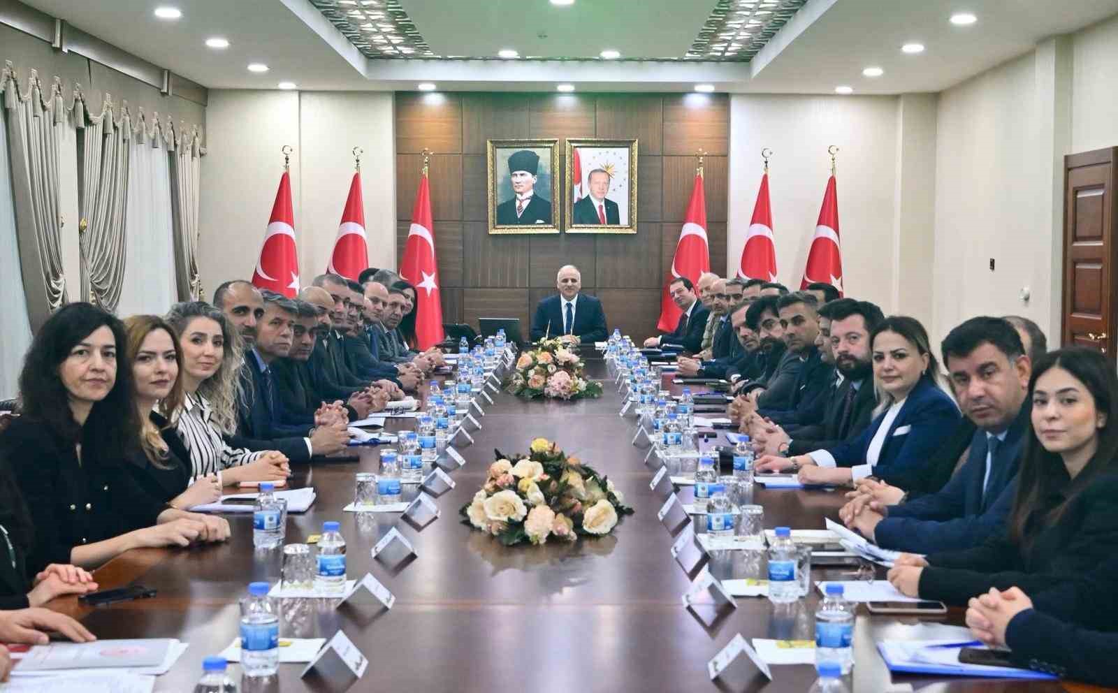 Diyarbakır’da bağımlılıkla mücadele toplantısında 2026 planlaması yapıldı