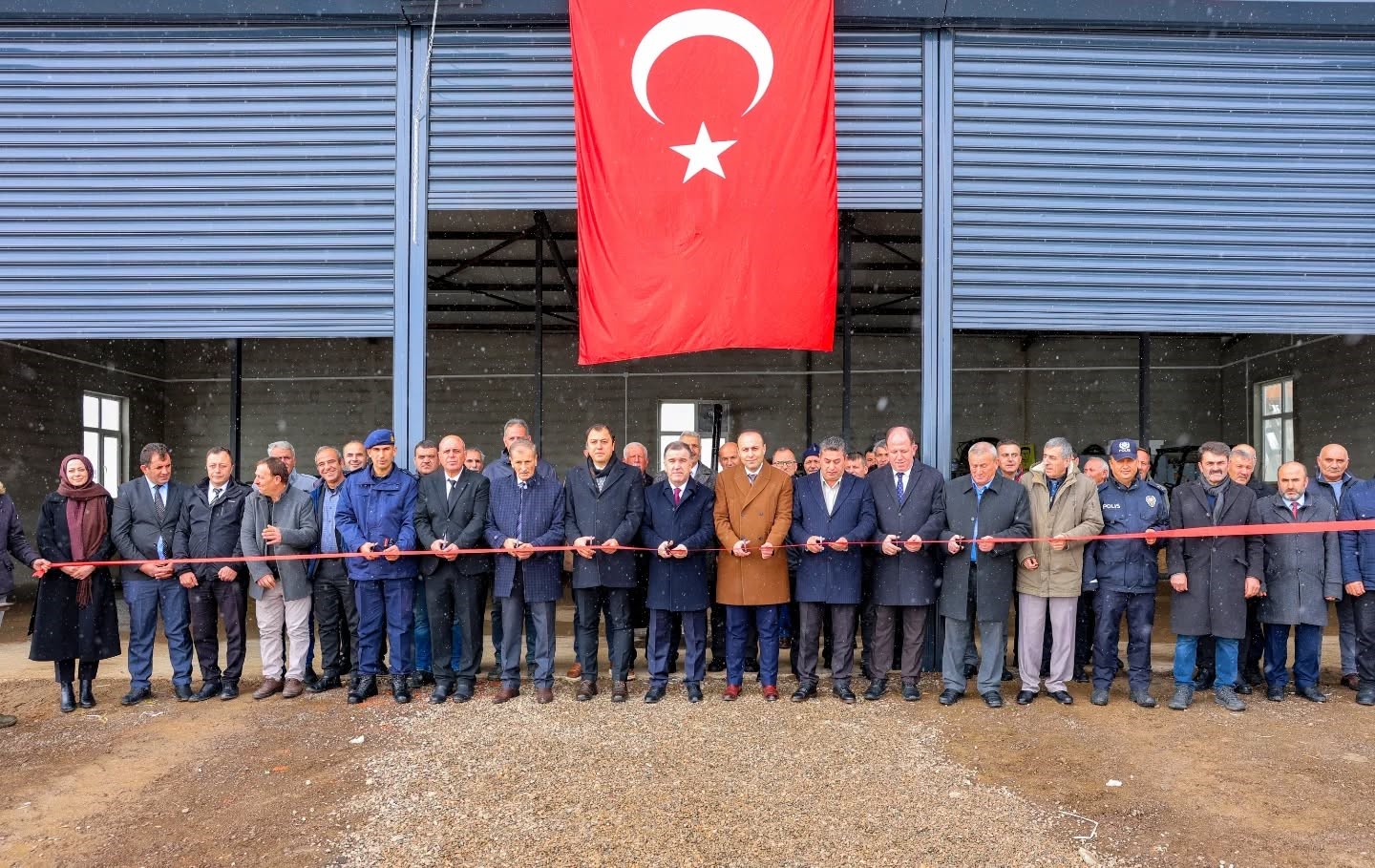 Aydıntepe’de iş makinesi garajı hizmete açıldı
