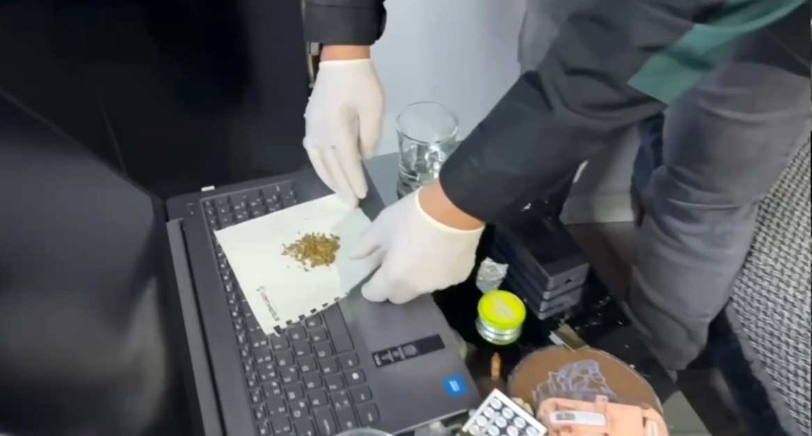 Sakarya’da uyuşturucu operasyonlarında yakalanan 5 şüpheli tutuklandı