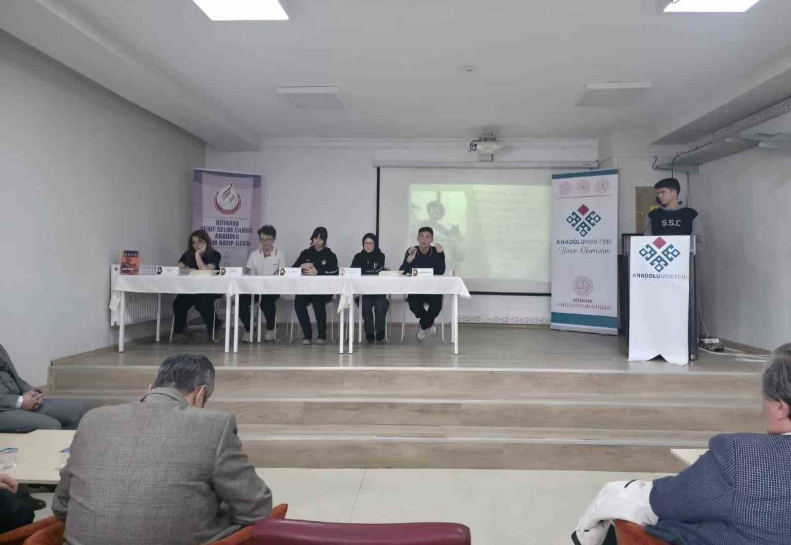 K&uuml;tahya&rsquo;da Sait Faik Abasıyanık il paneli yapıldı
