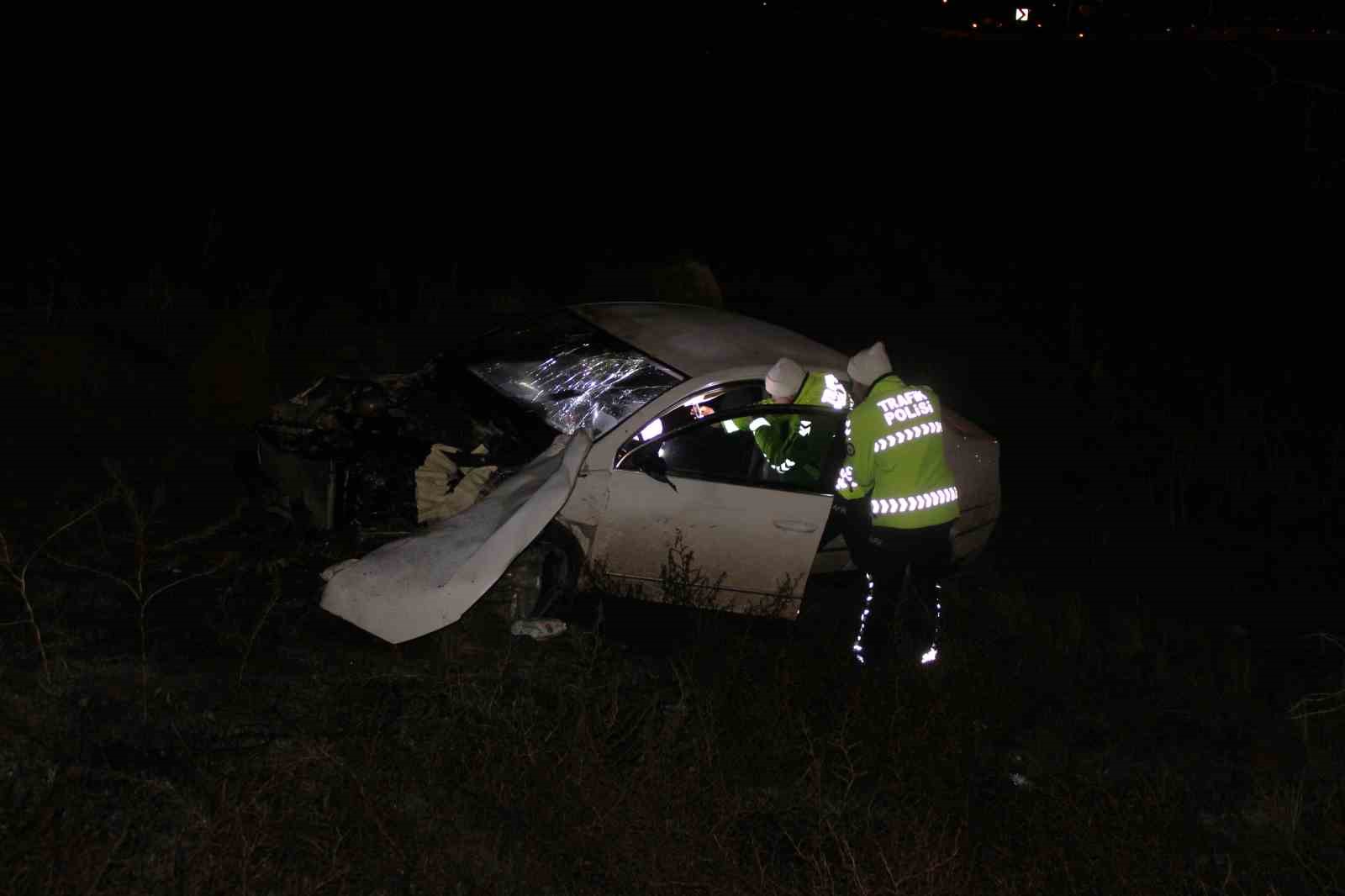 Kayseri’de uçuruma düşen otomobilin sürücüsü yaralandı