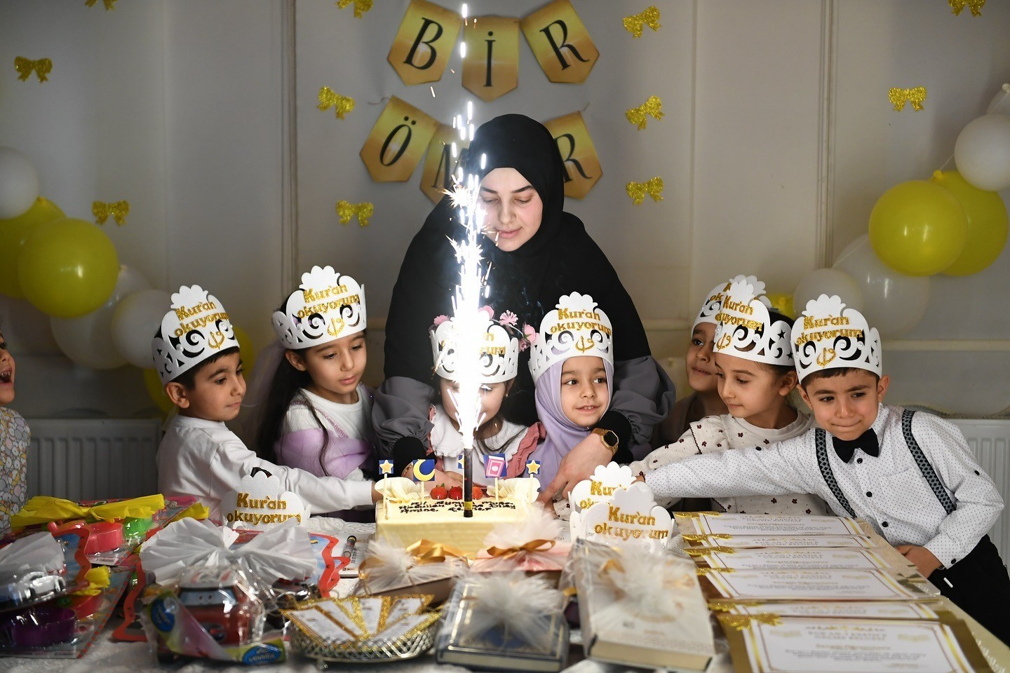 Yeşilyurt&rsquo;ta minik y&uuml;rekler Kur&rsquo;an-ı Kerim&rsquo;le buluştu
