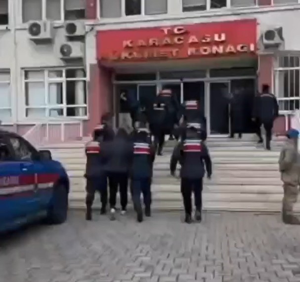 Karacasu’da uyuşturucu operasyonu: 3 torbacı tutuklandı