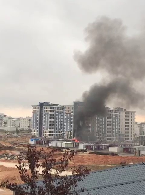 Konteyner kentte korkutan yangın
