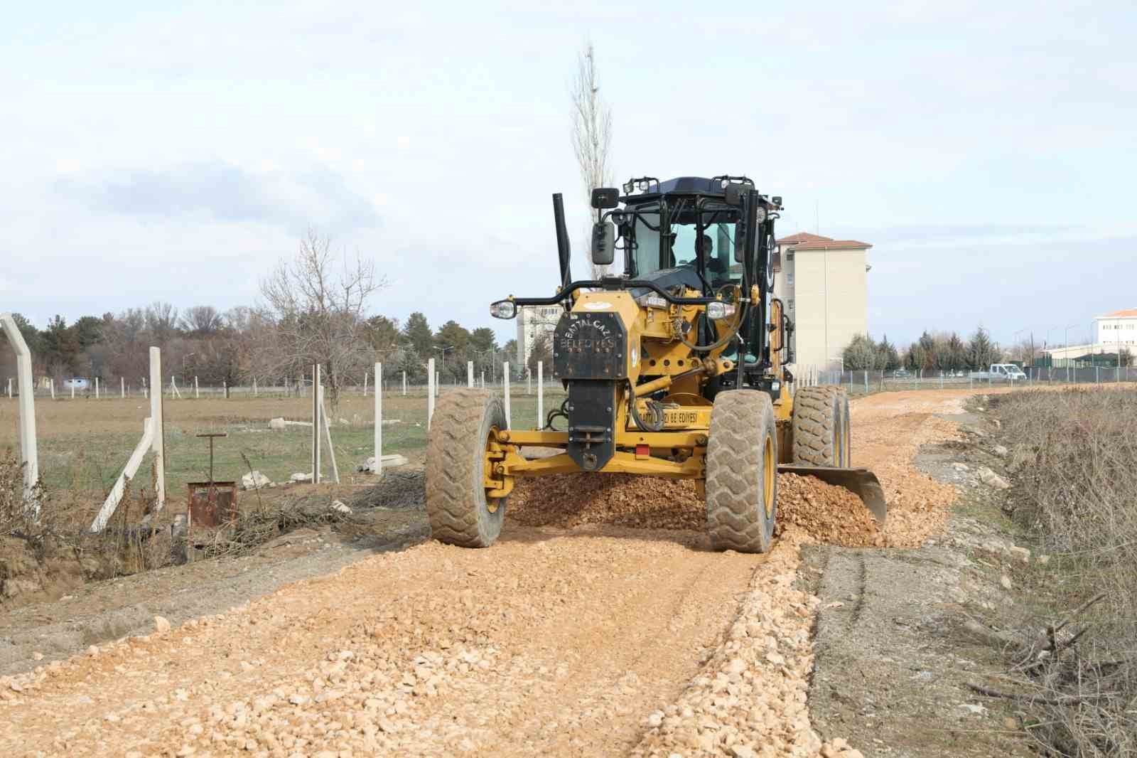Battalgazi’de yol bakım çalışmaları sürüyor