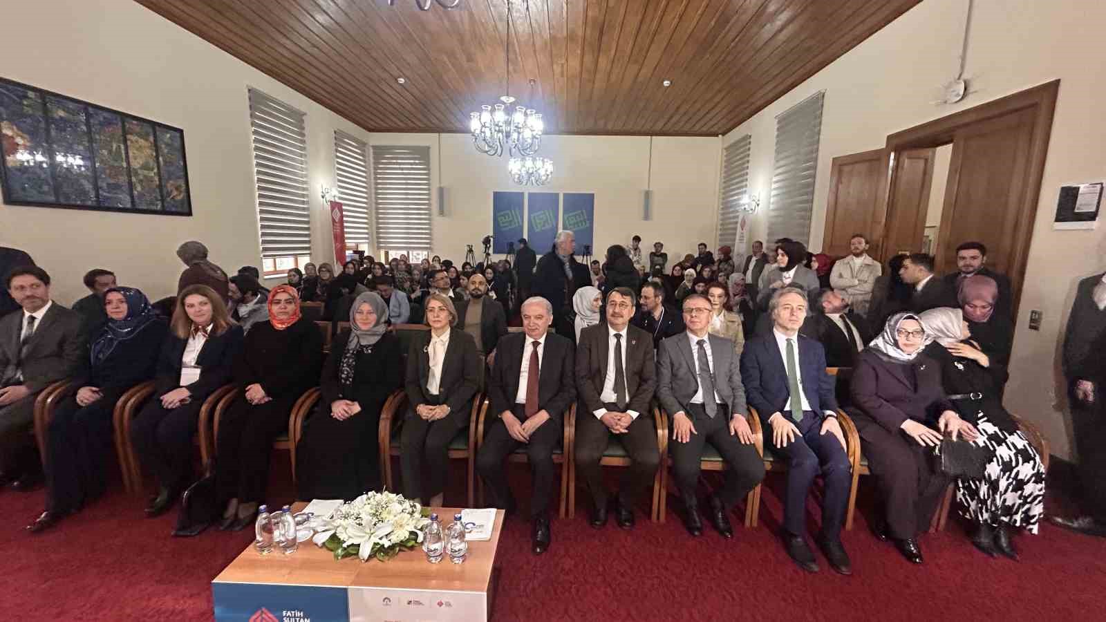 T&Uuml;RGEV Gen&ccedil; Araştırmacıları 5. Ulusal &Ouml;ğrenci Kongresi başladı
