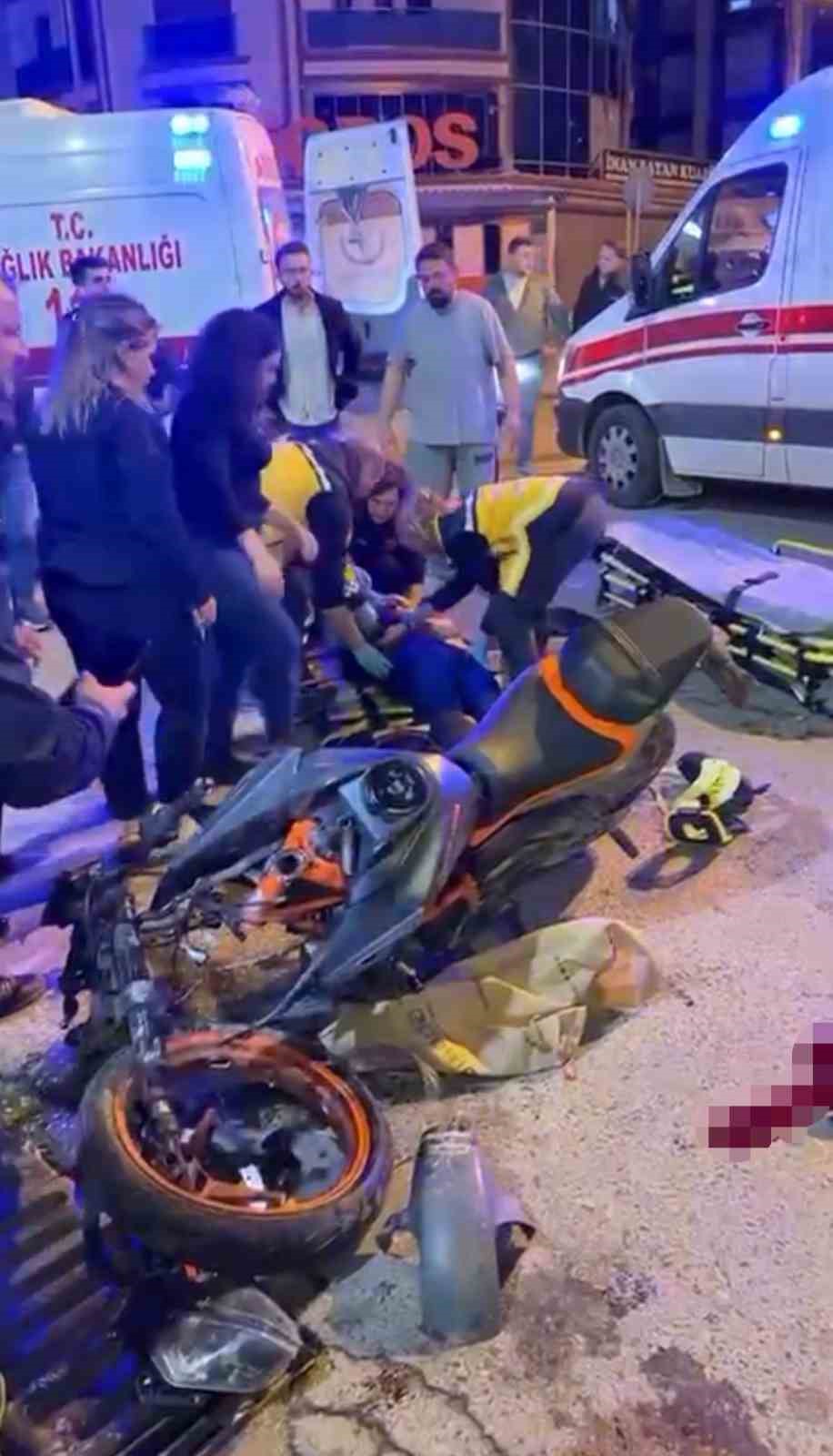 Motosikletli gen&ccedil; trafik kazasında hayatını kaybetti
