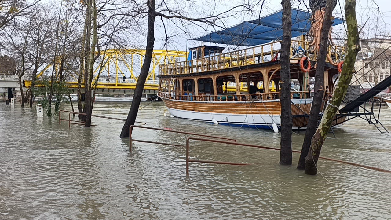 Manavgat ırmağında yağmur alarmı