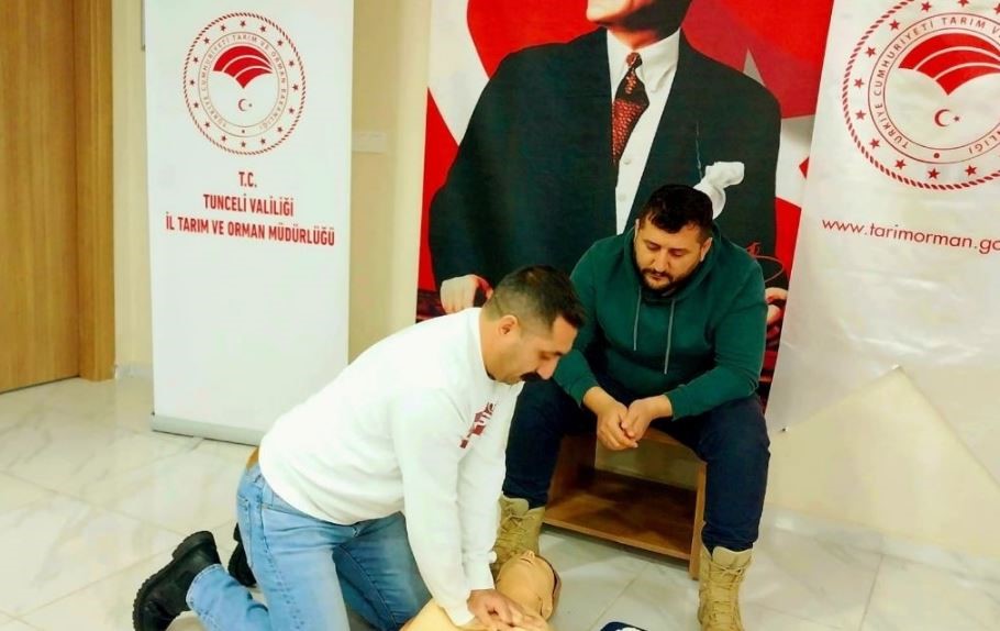 Tunceli’de ilk yardım eğitim sertifikasyon eğitimi