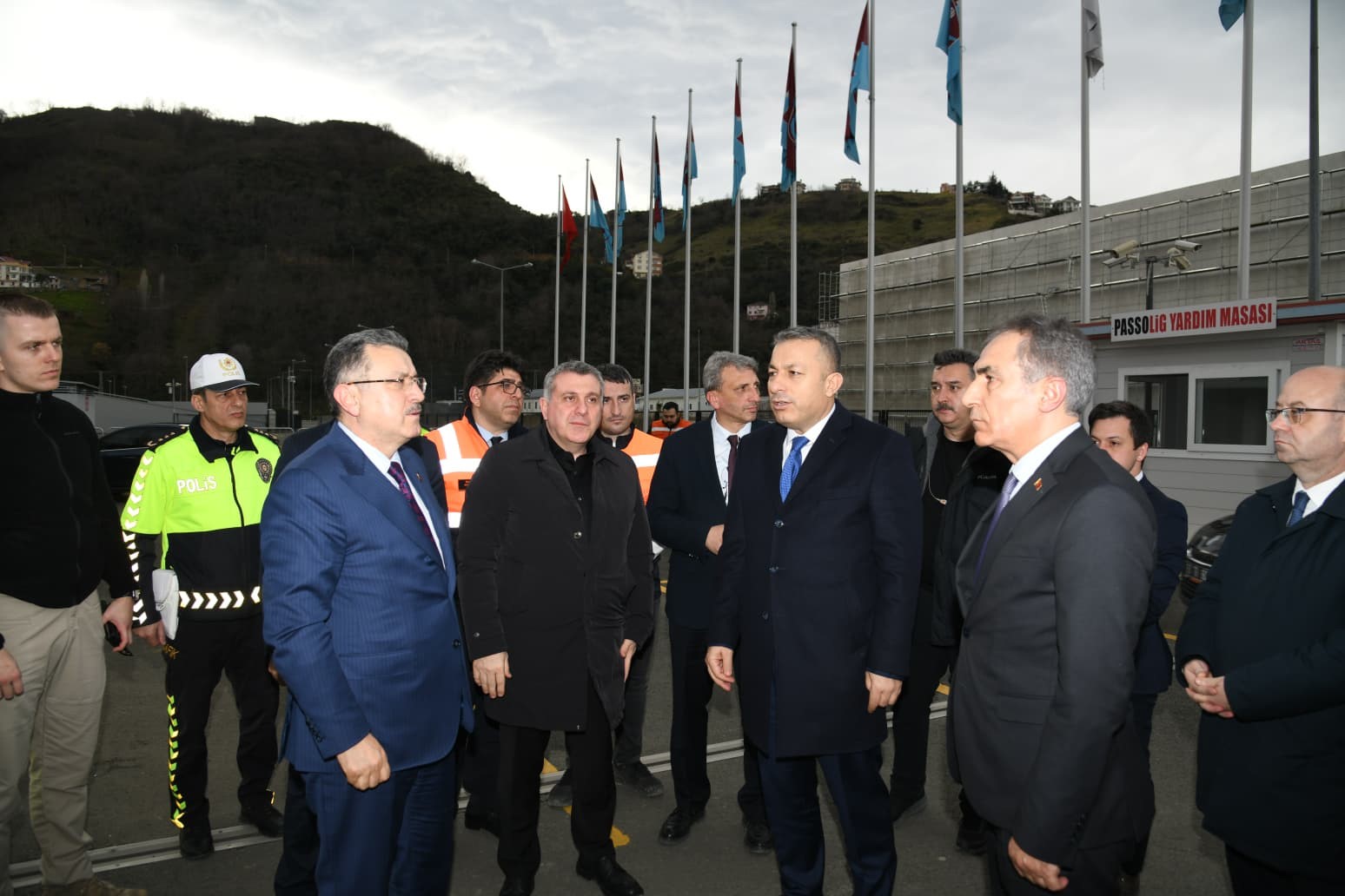 Trabzonspor-Fenerbah&ccedil;e ma&ccedil;ı &ouml;ncesi yeni yol d&uuml;zenlemesi
