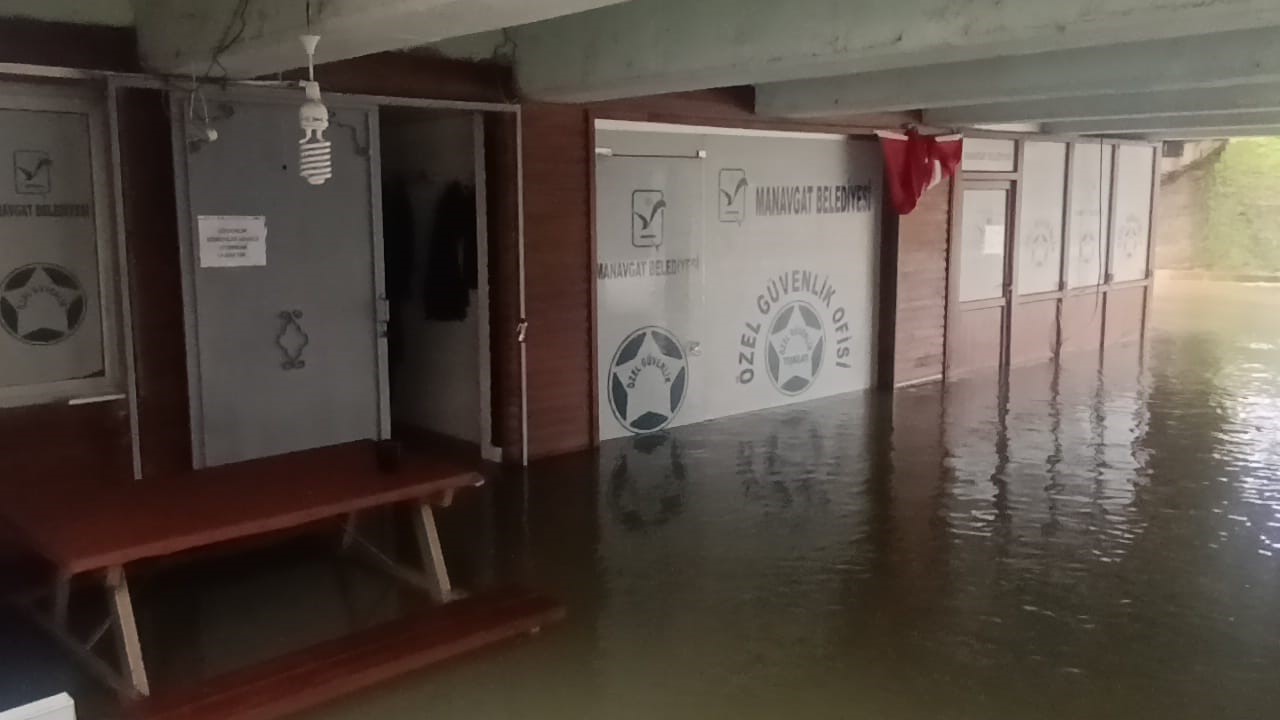 Manavgat ırmağında  yağmur alarmı
