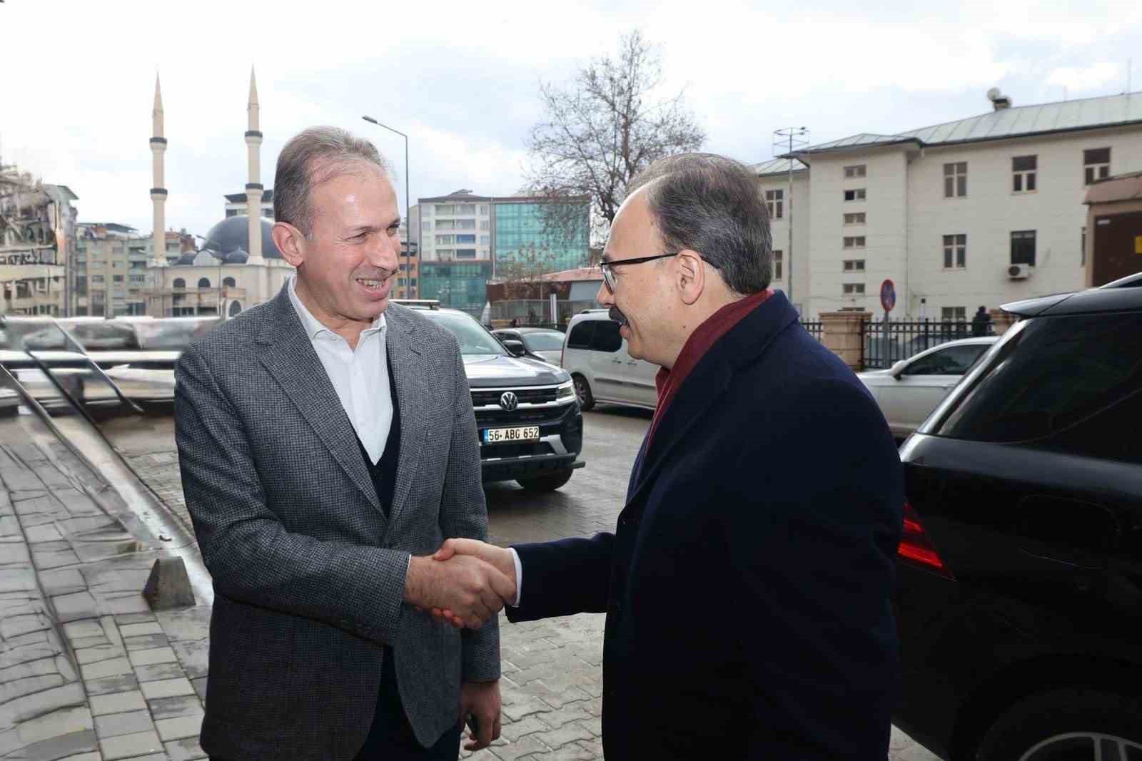 Vali Kızılkaya Siirt TSO başkan vekiliyle g&ouml;r&uuml;şt&uuml;
