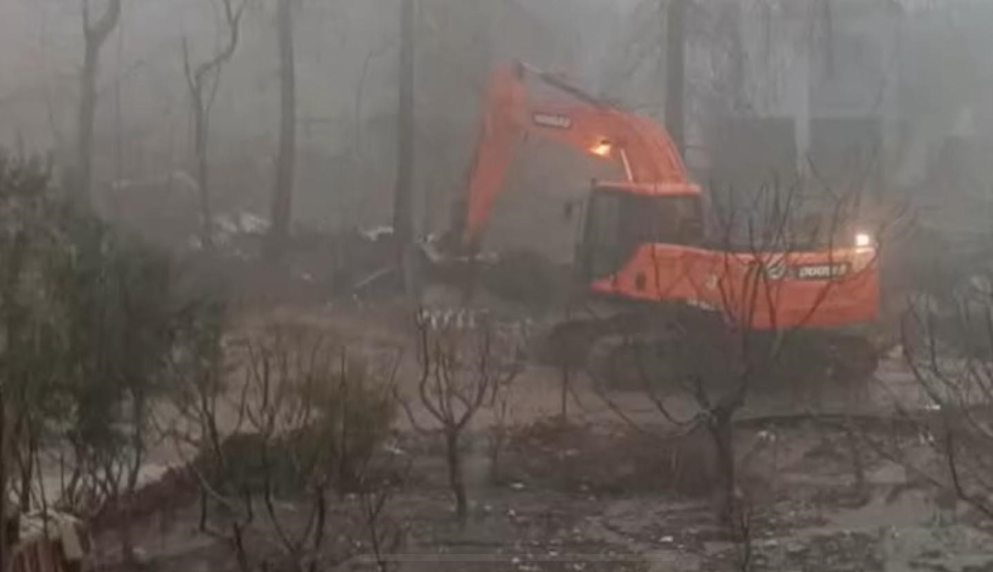 Mersin&rsquo;de sağanak yağmur etkili oluyor
