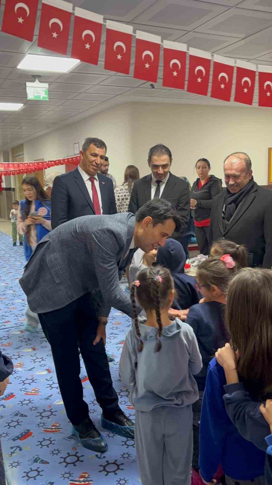 &rsquo;Bir Atkı Bin Umut&rsquo; projesiyle minik hayaller ger&ccedil;eğe d&ouml;n&uuml;şt&uuml;
