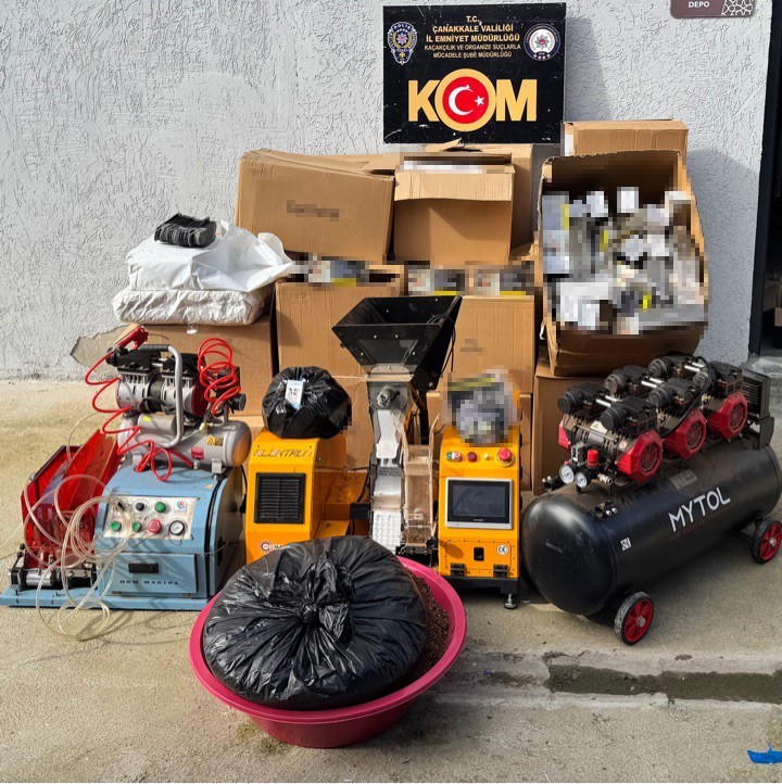 &Ccedil;anakkale&rsquo;de tefecilik, yağma ve ka&ccedil;ak&ccedil;ılık operasyonuna 2 tutuklama
