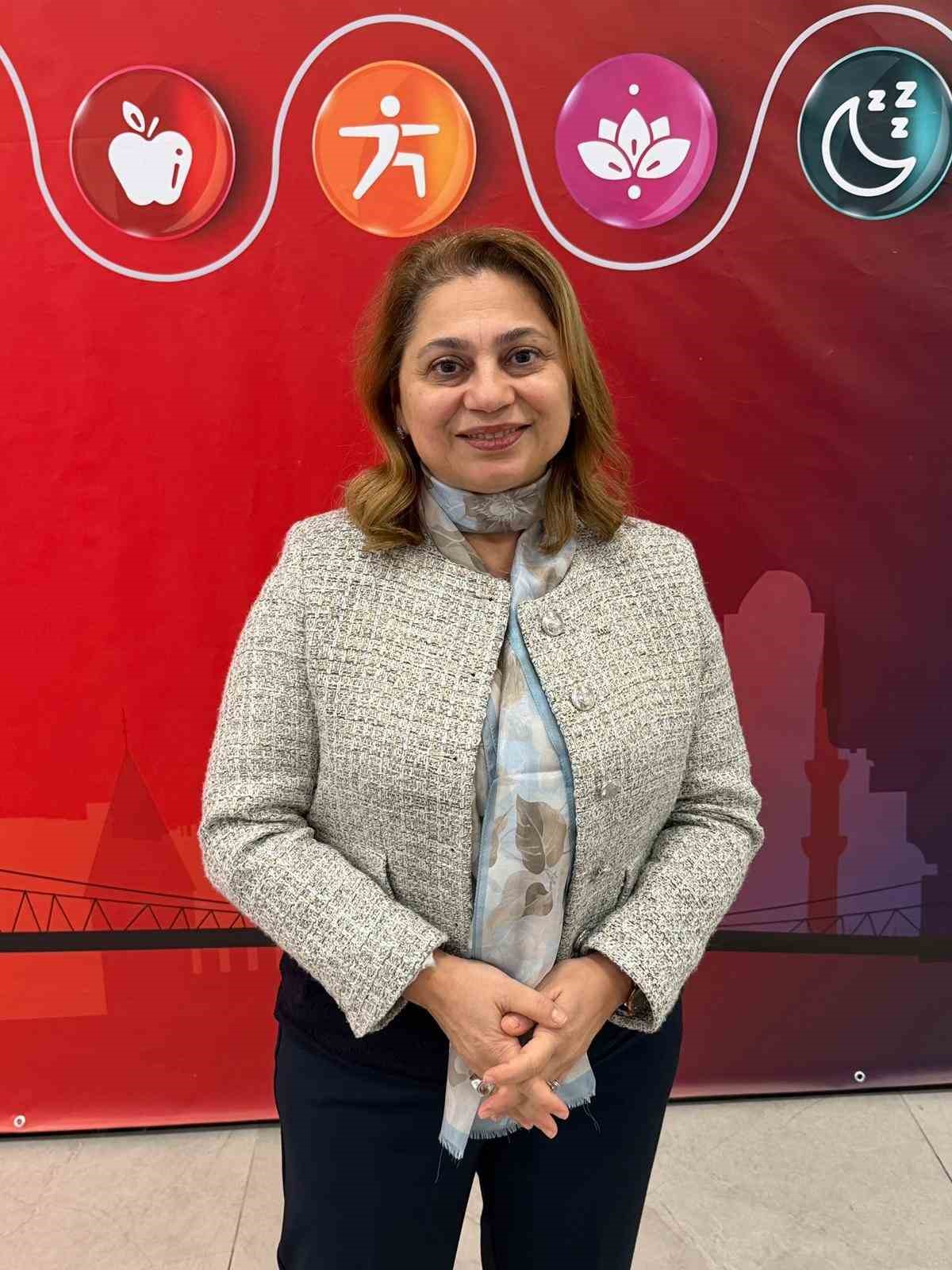 Biruni &Uuml;niversitesi ev sahipliğinde "Sağlıklı Yaşam Tıbbı" sempozyumu d&uuml;zenlendi
