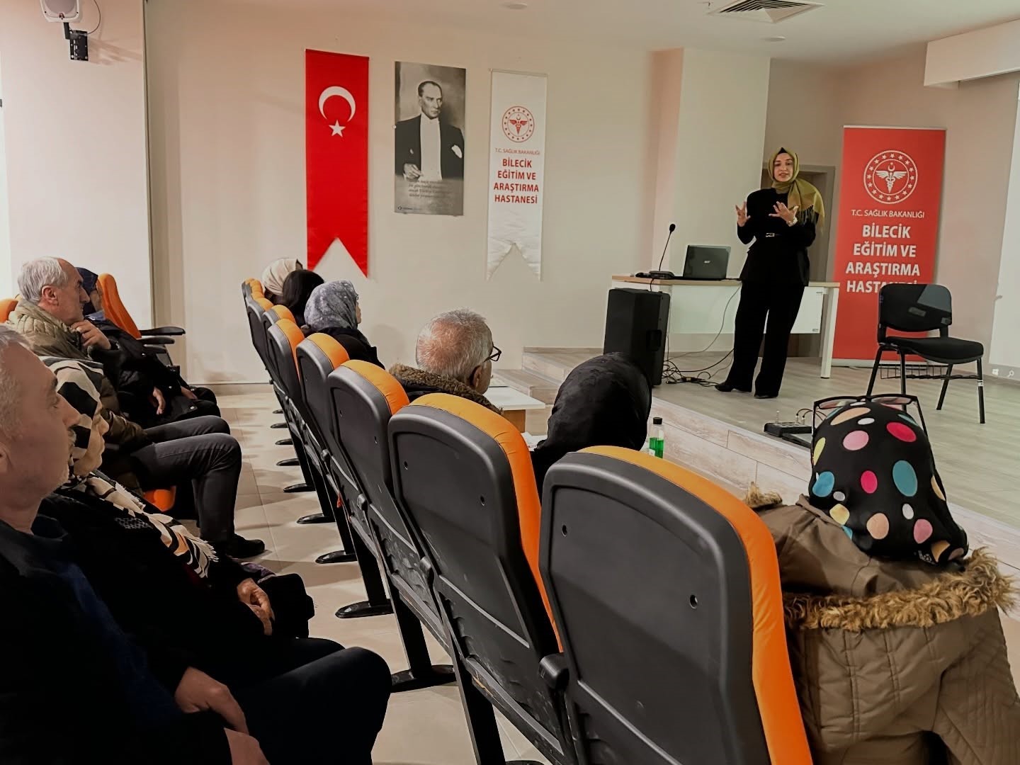 Bilecik Eğitim ve Araştırma Hastanesi’nde ‘Diyabet Okulu Eğitim Programı’ tamamlandı