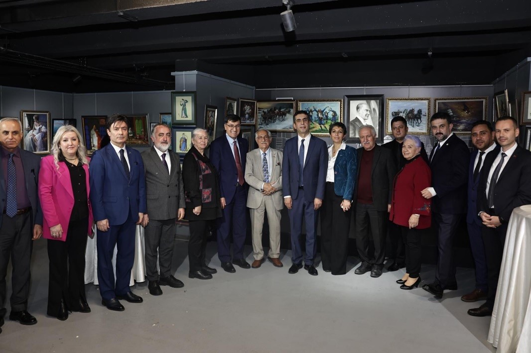 Kahveci: "Sanat&ccedil;ıların emeğini g&ouml;r&uuml;n&uuml;r kılmak ve desteklemek yerel y&ouml;netimlerin &ouml;nemli sorumlulukları arasında"
