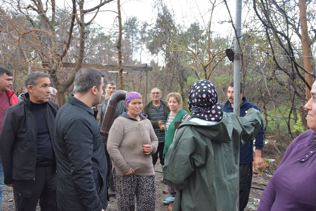 K&ouml;yceğiz Kaymakamı Kumcu, selden etkilenen b&ouml;lgelerde incelemelerde bulundu

