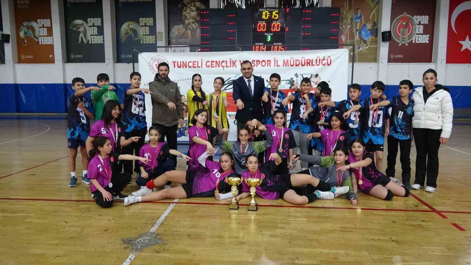 Tunceli’de çifte şampiyonluk