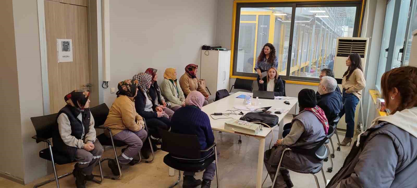 Başkan Tekin&rsquo;den Biosun iş&ccedil;ilerine ekstra zam
